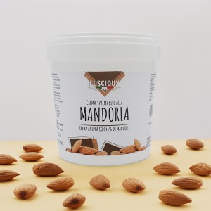 Crème à tartiner aux amandes siciliennes avec 45% d'amandes